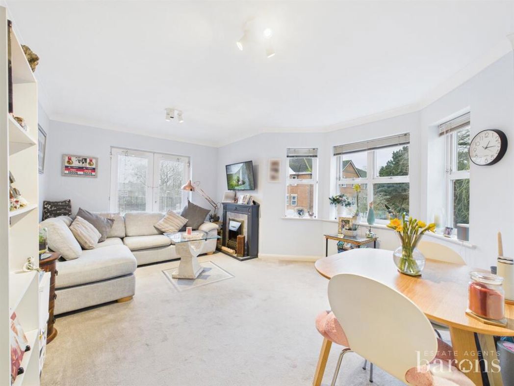 Property image 3 of 14