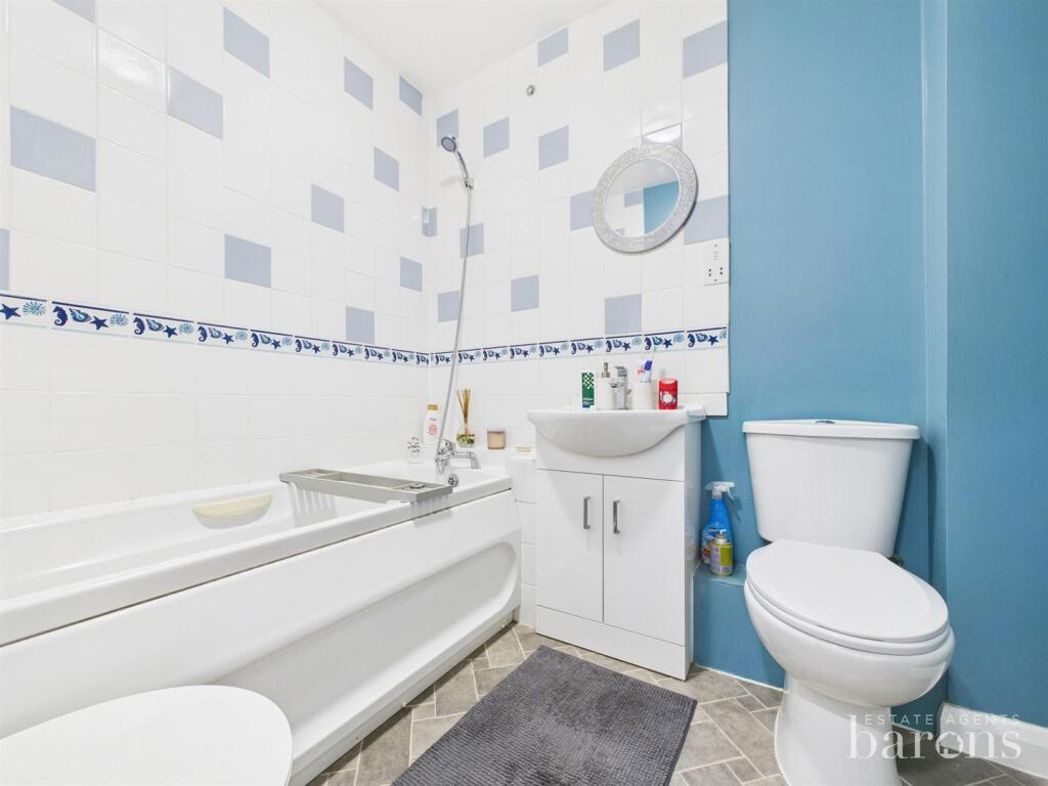 Property image 5 of 14