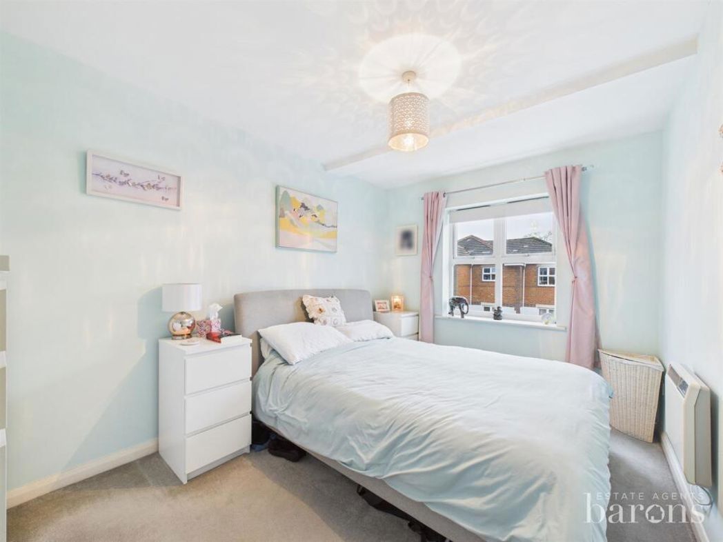 Property image 7 of 14
