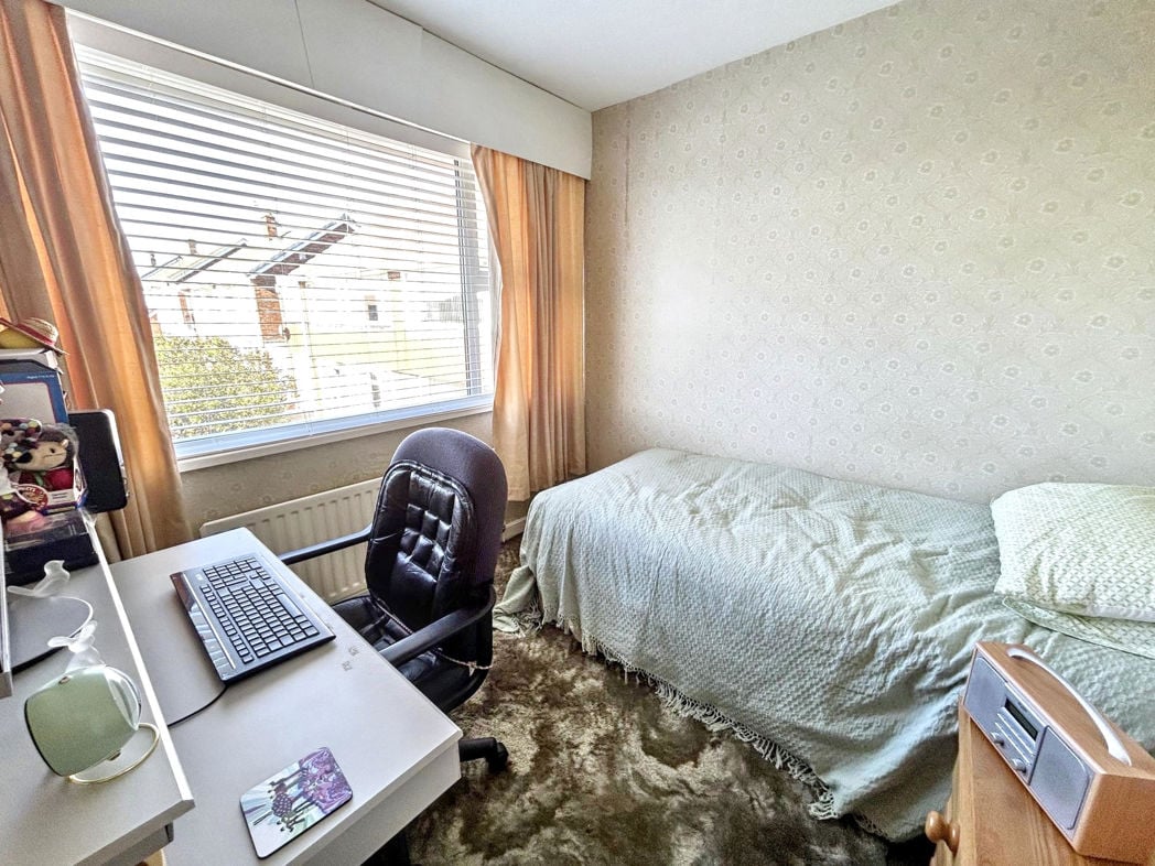 Property image 10 of 17