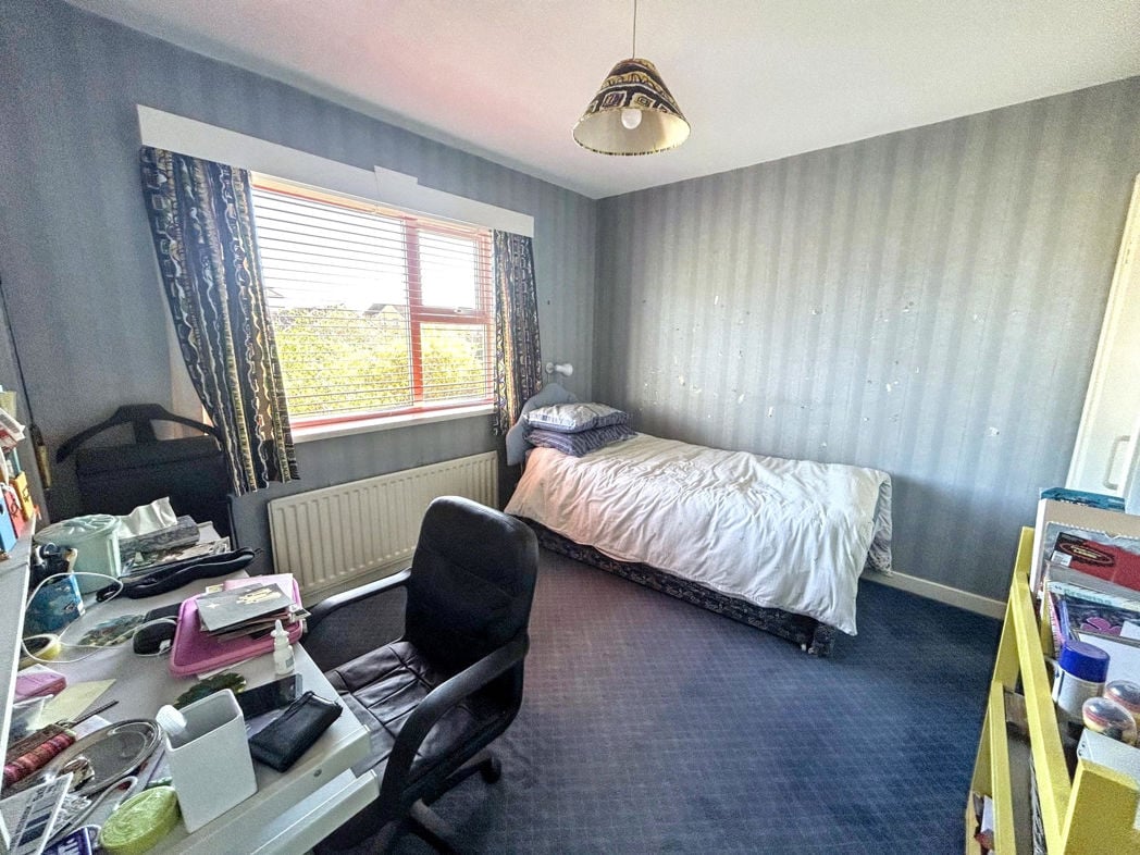 Property image 12 of 17