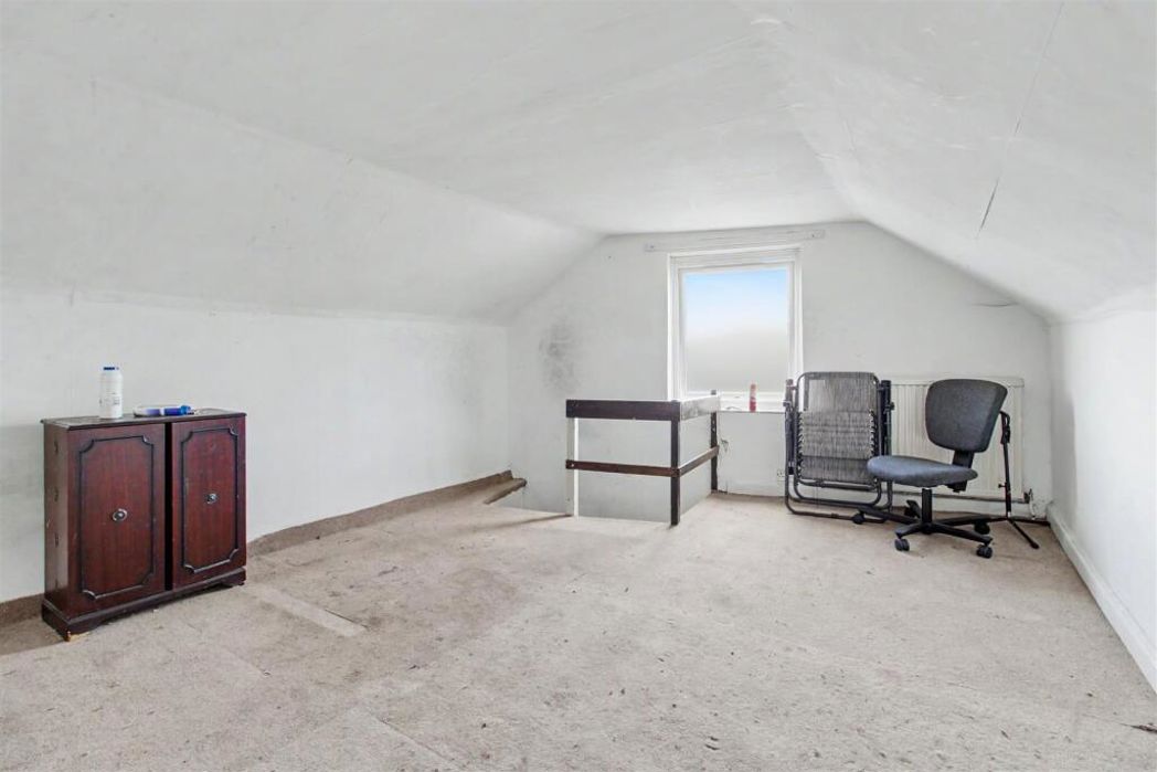 Property image 4 of 14