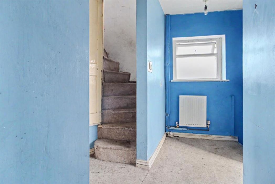 Property image 12 of 14