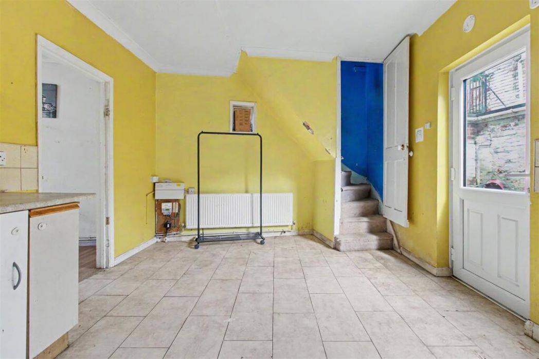 Property image 13 of 14