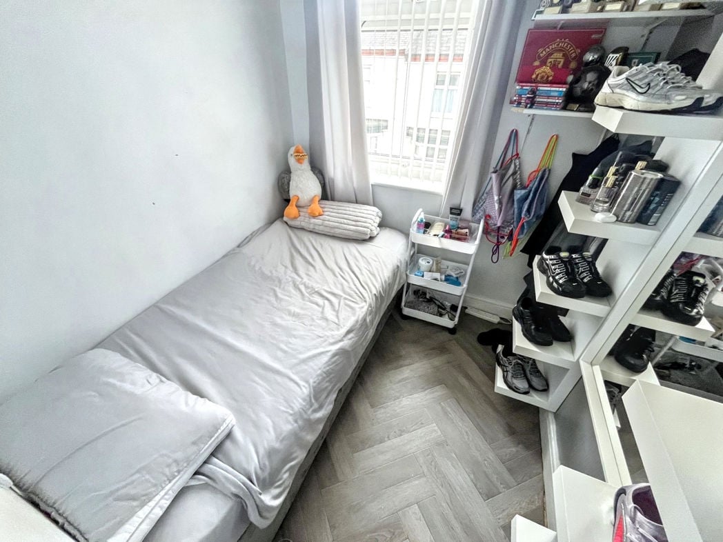 Property image 8 of 13