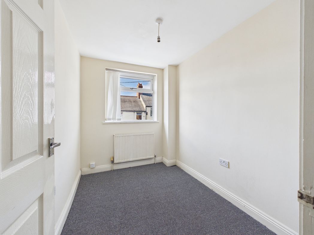 Property image 6 of 7