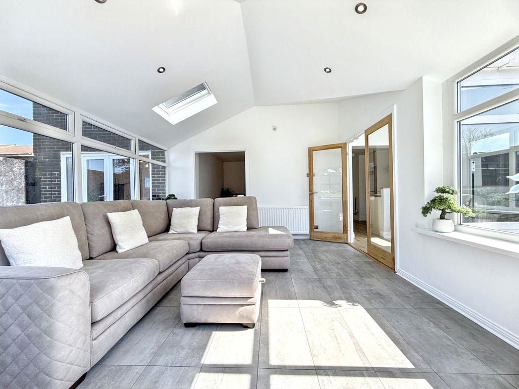 Property image 5 of 33
