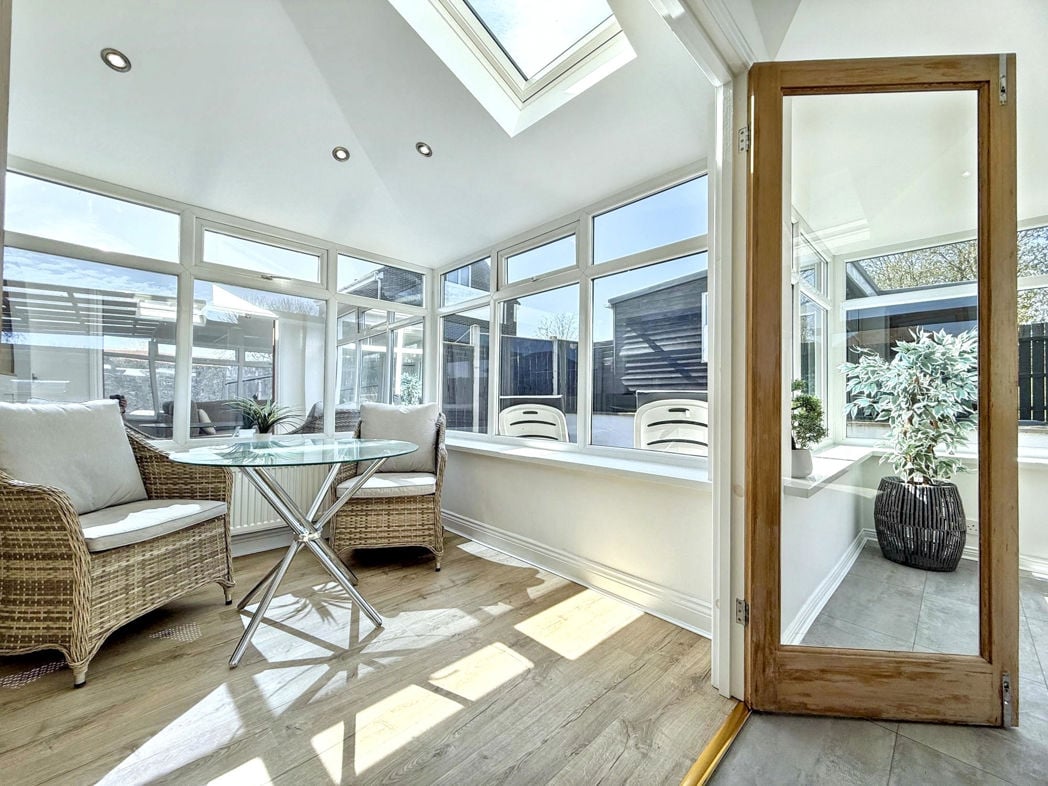 Property image 9 of 33
