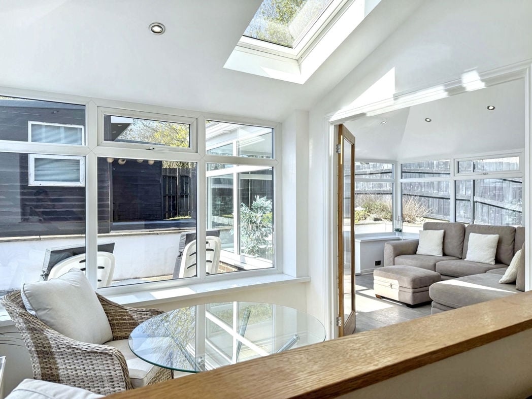 Property image 10 of 33