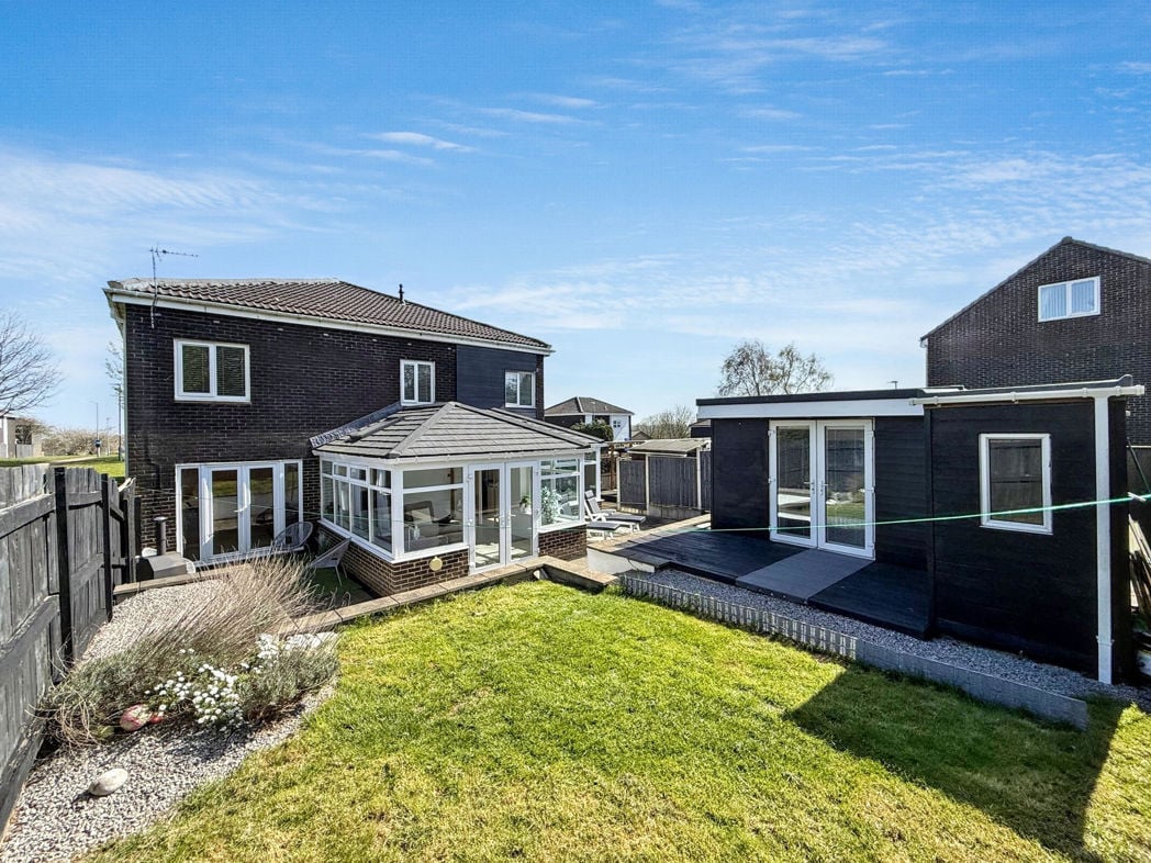 Property image 1 of 33