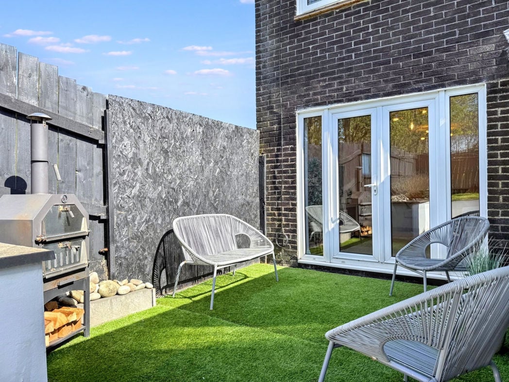 Property image 29 of 33