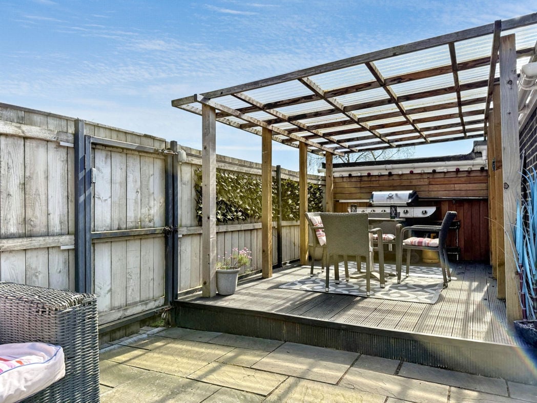 Property image 30 of 33