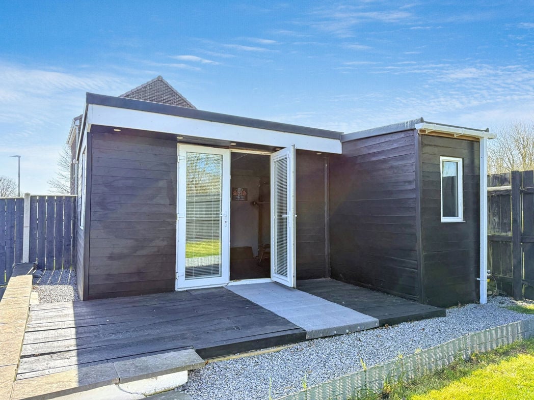 Property image 31 of 33