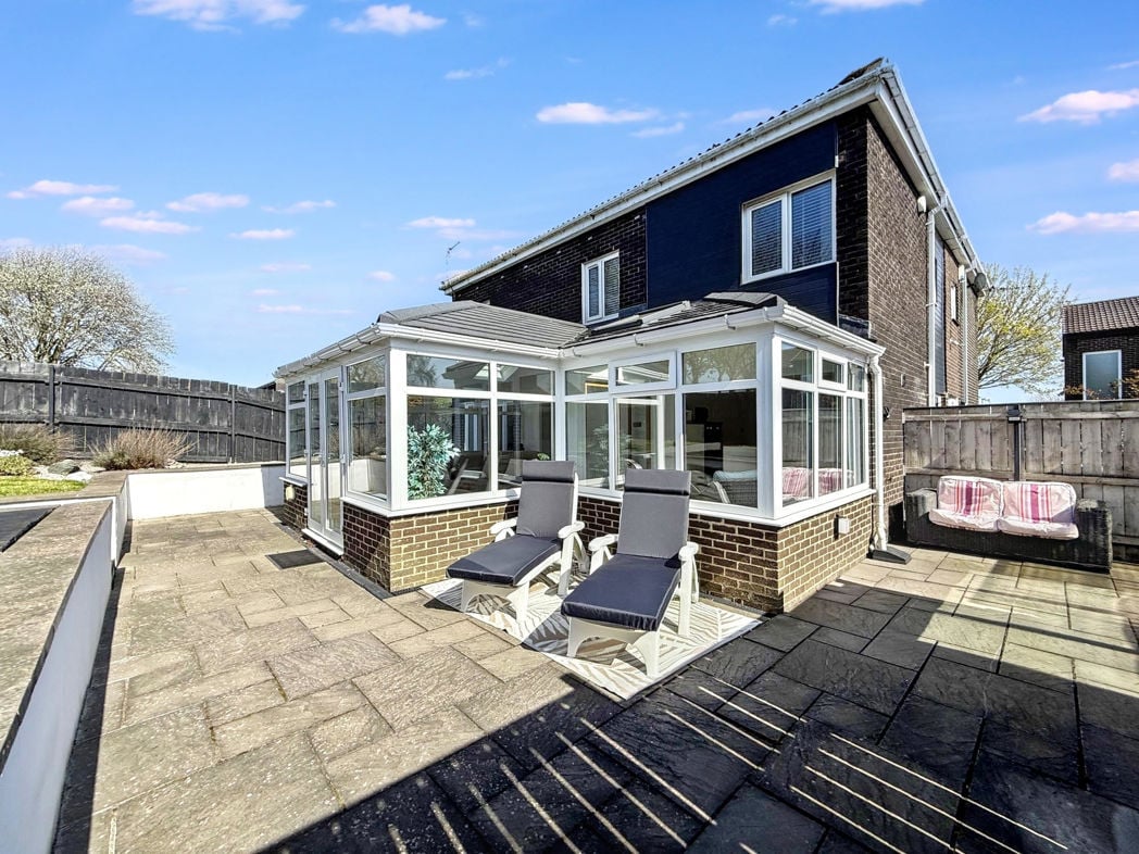 Property image 28 of 33