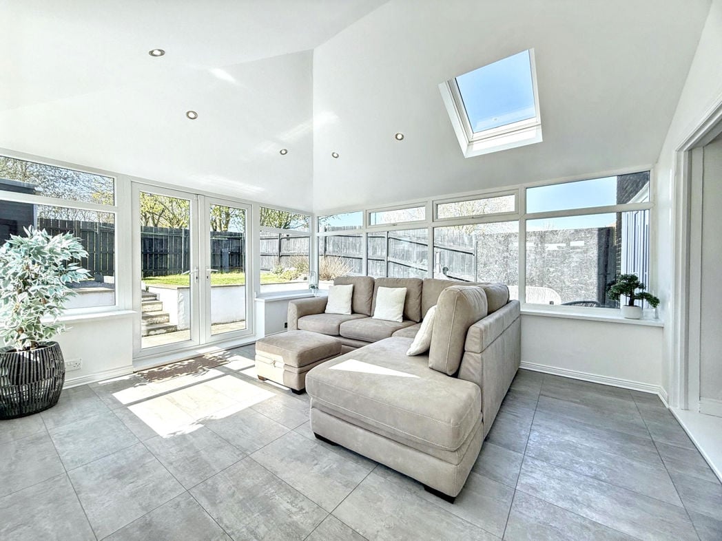 Property image 3 of 33