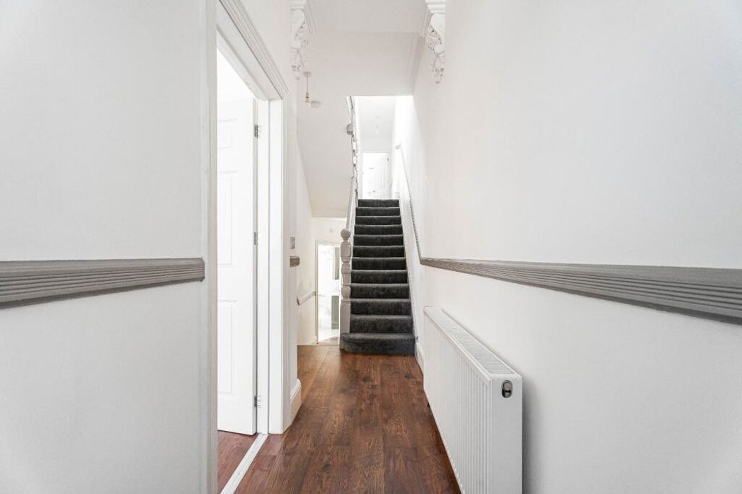 Property image 5 of 26
