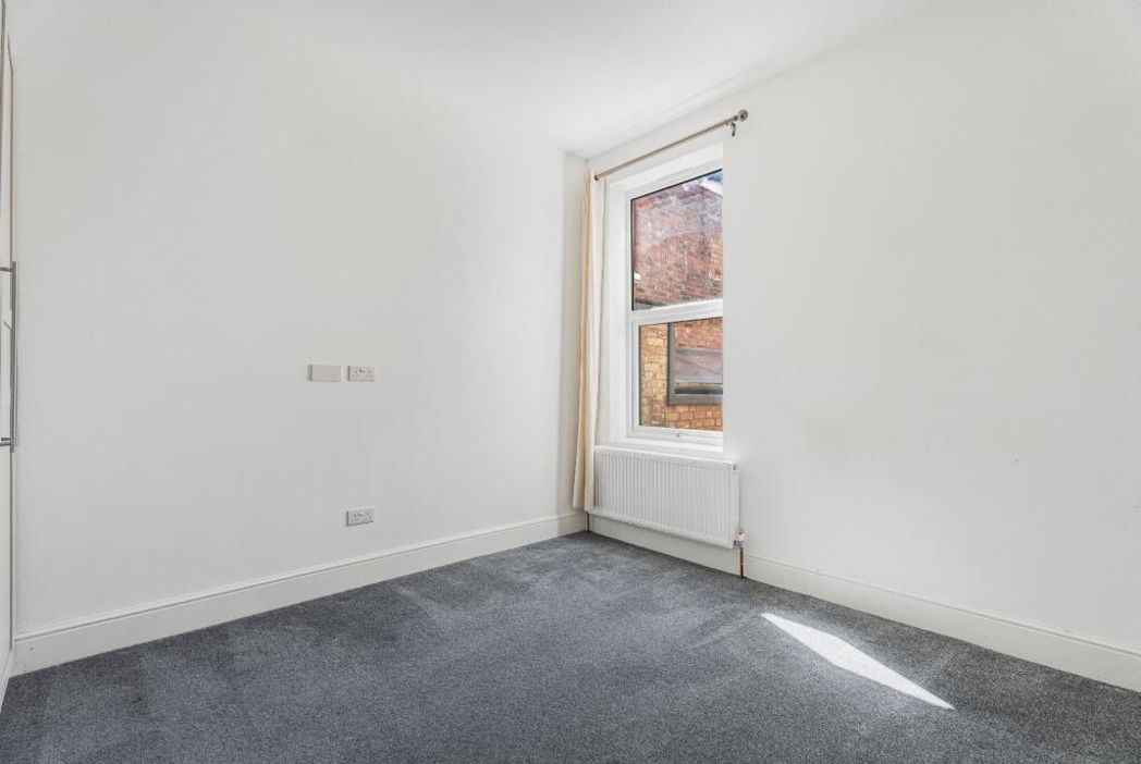 Property image 9 of 26