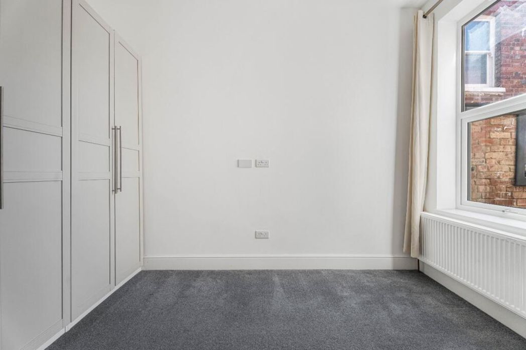 Property image 10 of 26
