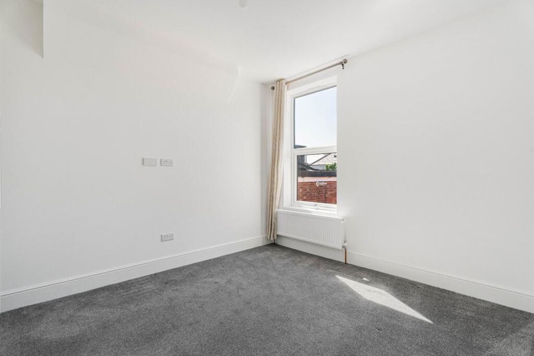 Property image 17 of 26