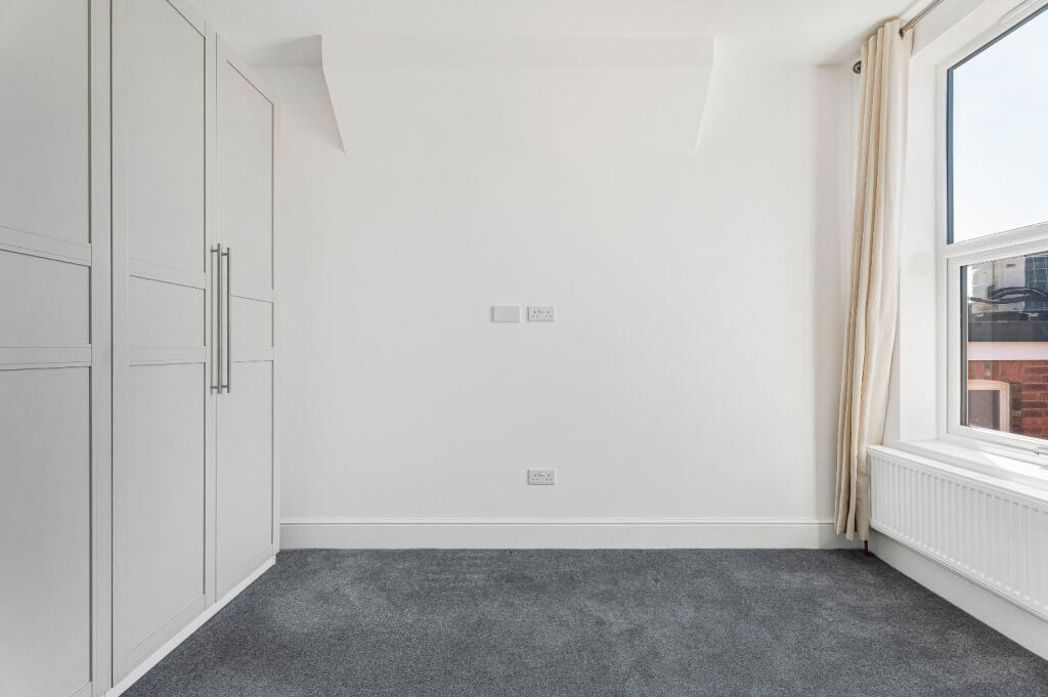 Property image 18 of 26