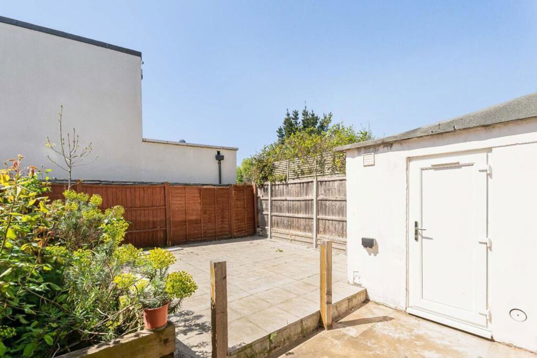 Property image 25 of 26