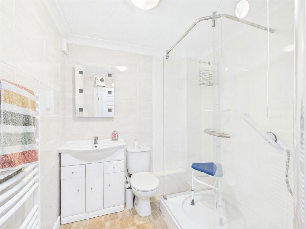 Property image 8 of 10