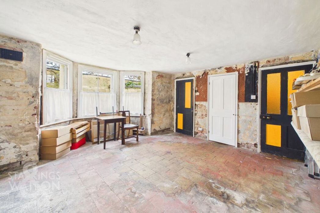 Property image 19 of 25