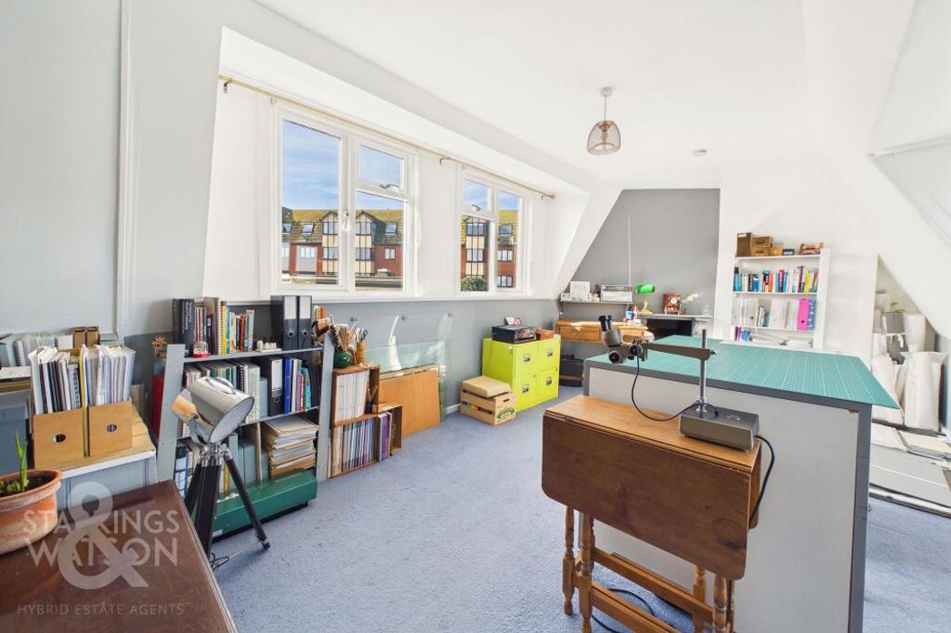 Property image 17 of 25
