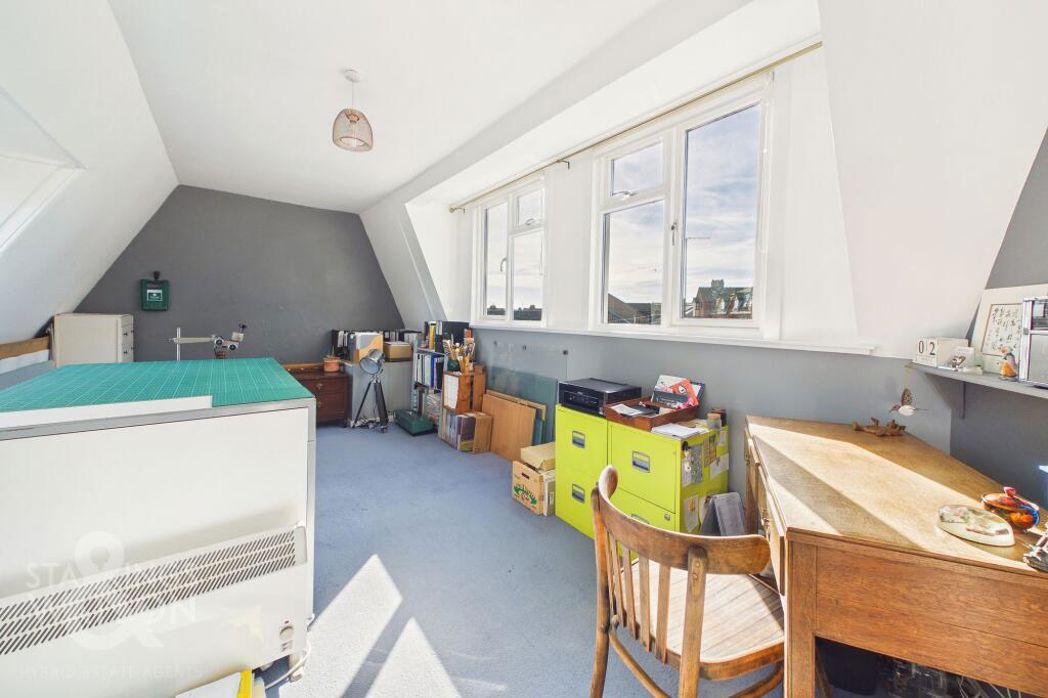 Property image 18 of 25