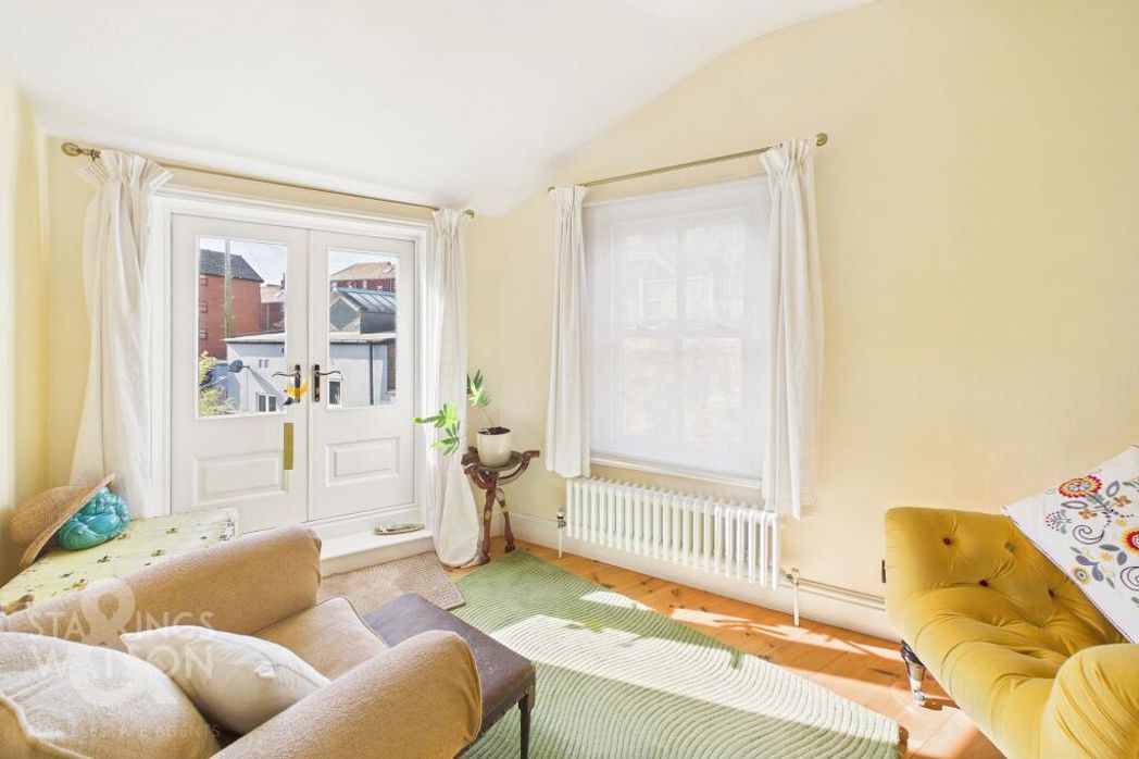 Property image 8 of 25