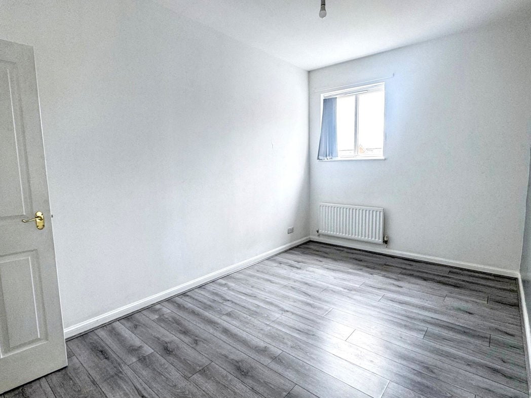 Property image 10 of 12