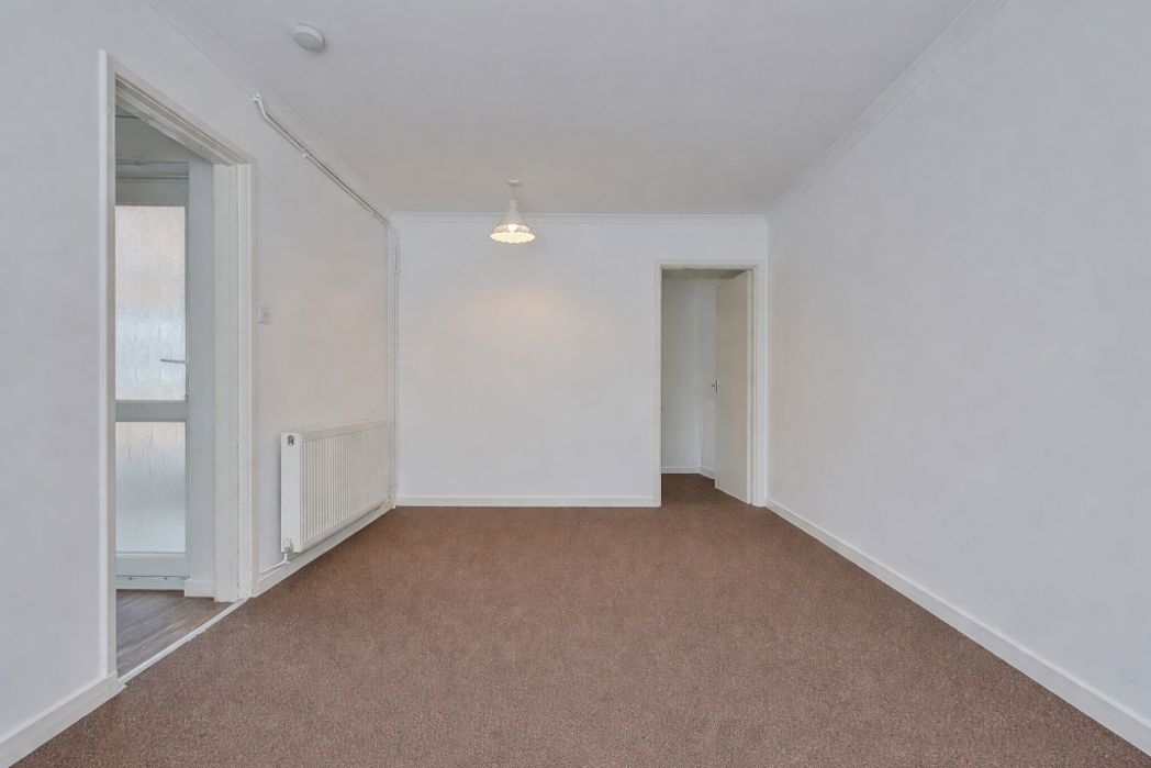 Property image 4 of 6