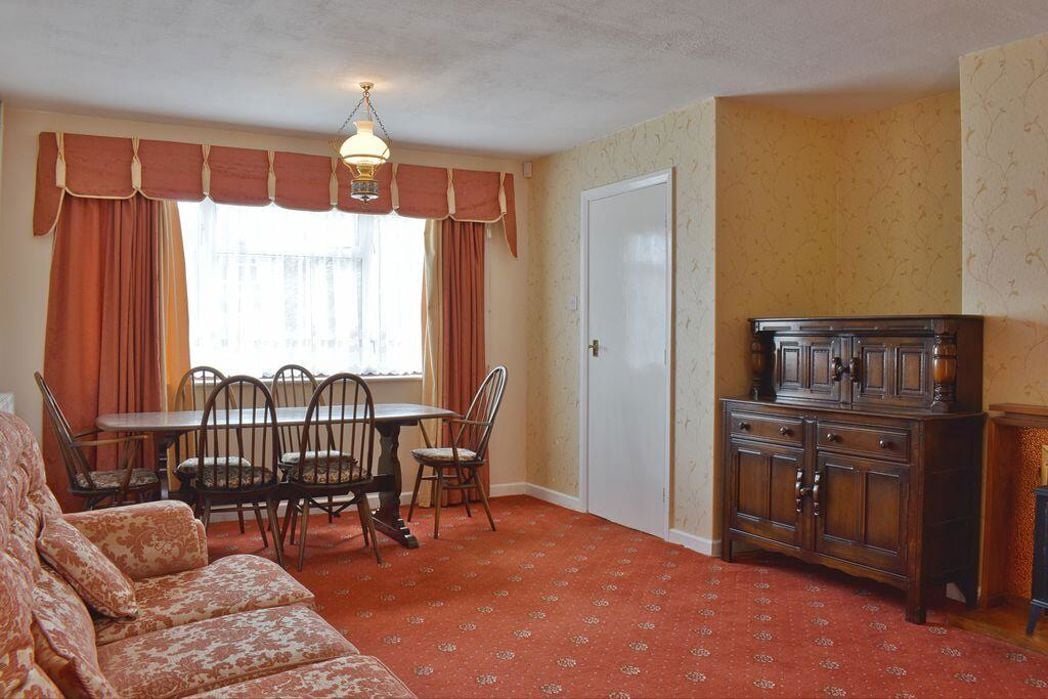 Property image 2 of 15