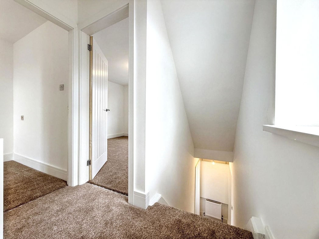 Property image 11 of 20