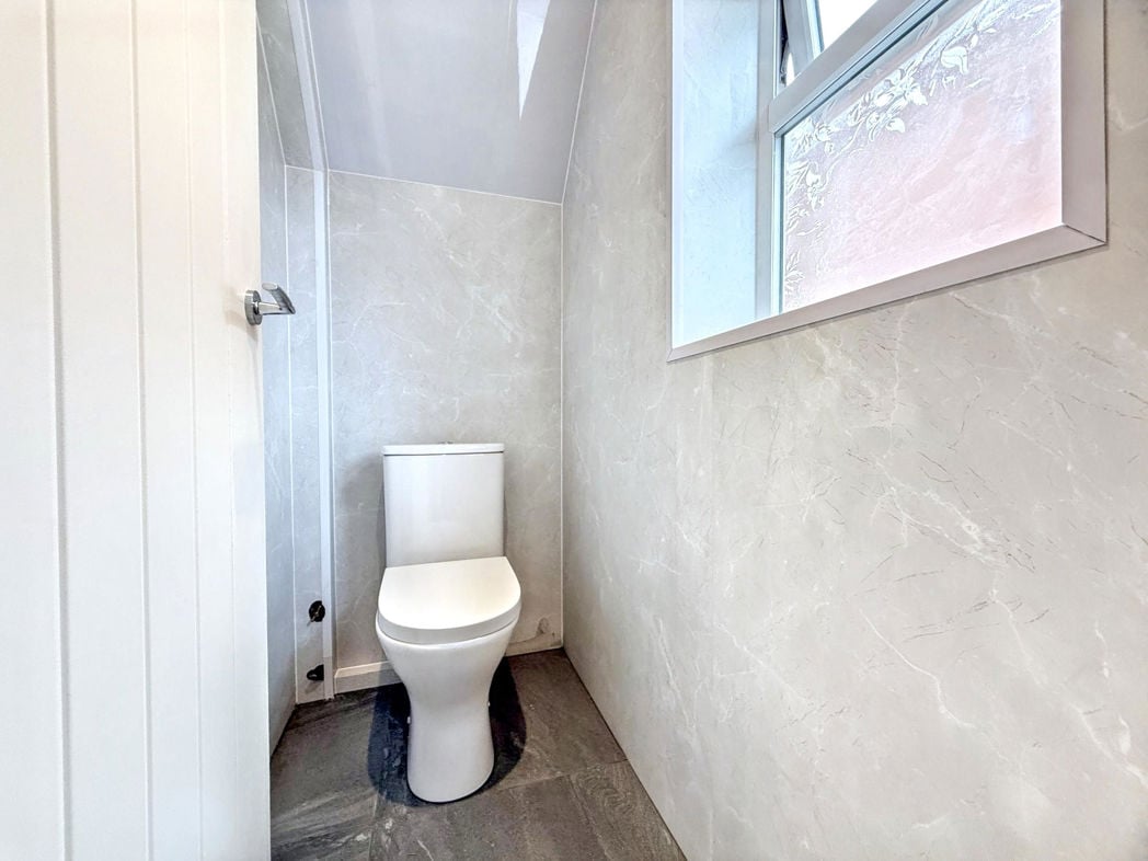 Property image 9 of 20