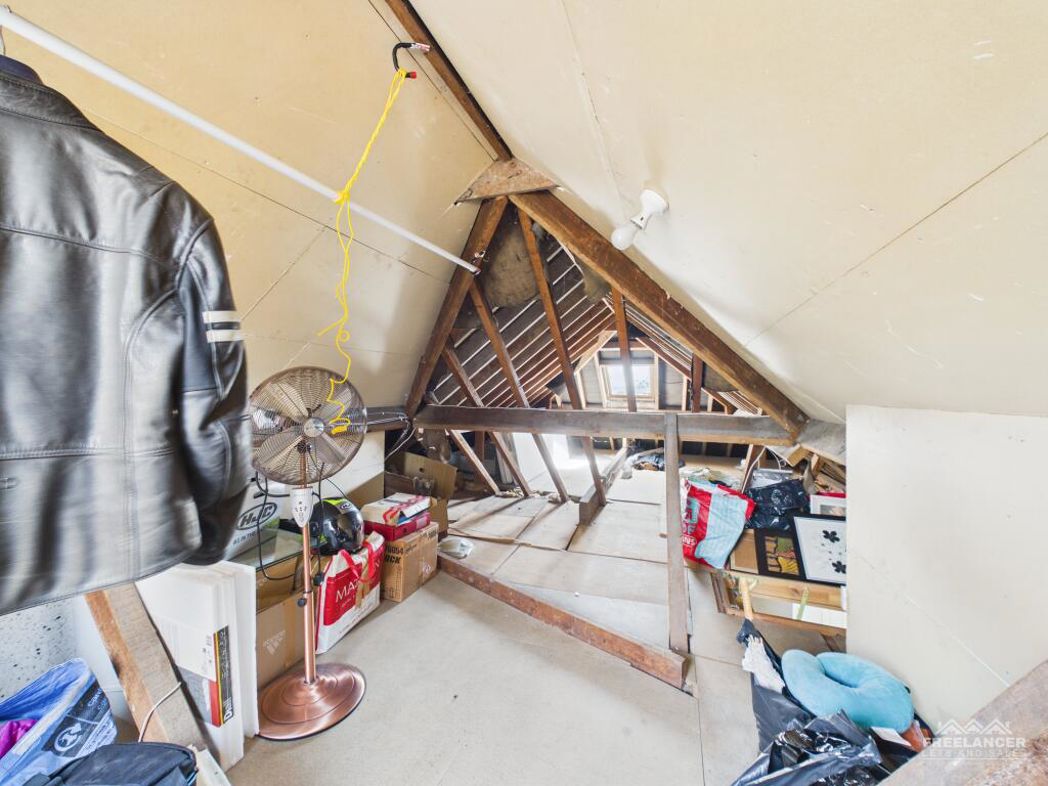 Property image 17 of 38