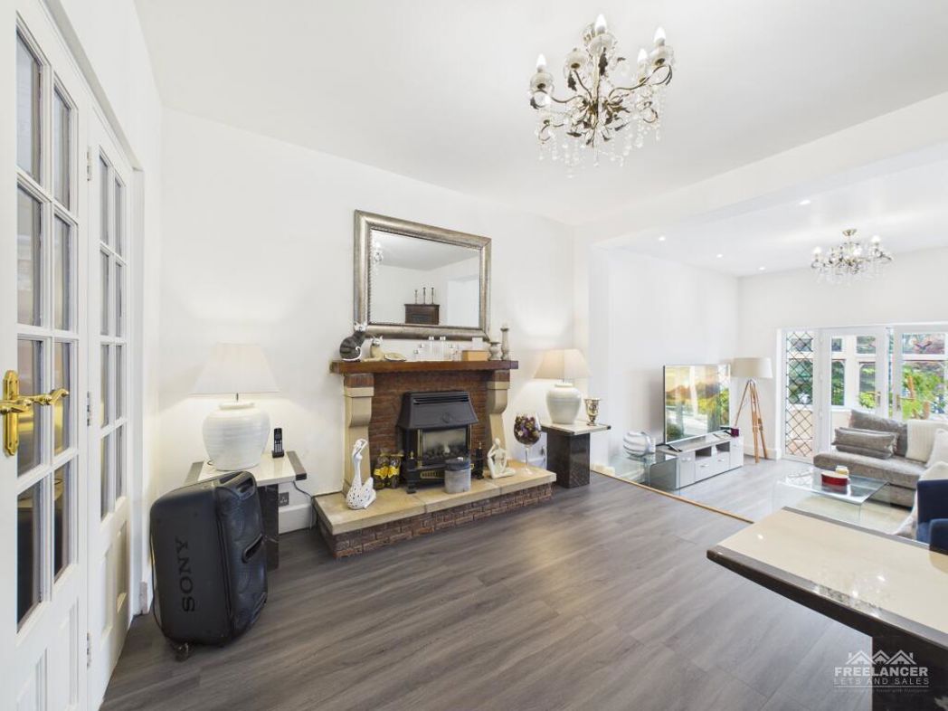Property image 31 of 38