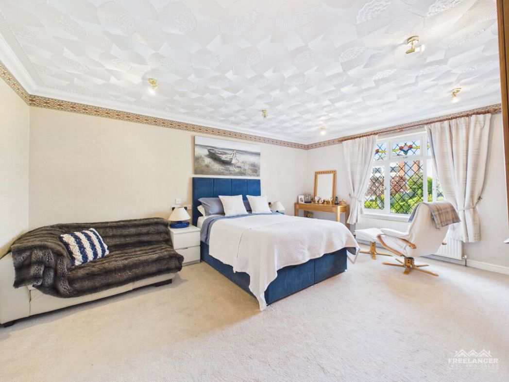 Property image 36 of 38