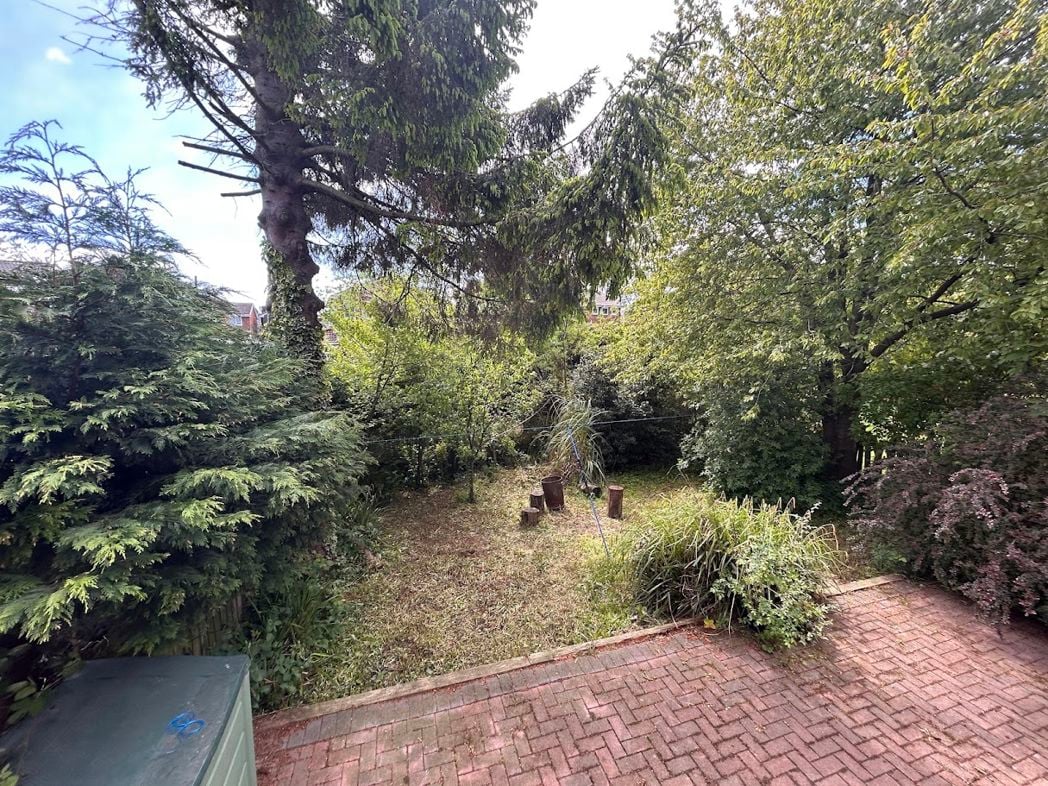 Property image 12 of 12