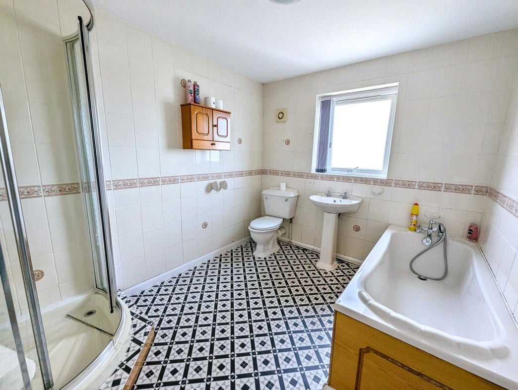 Property image 9 of 9
