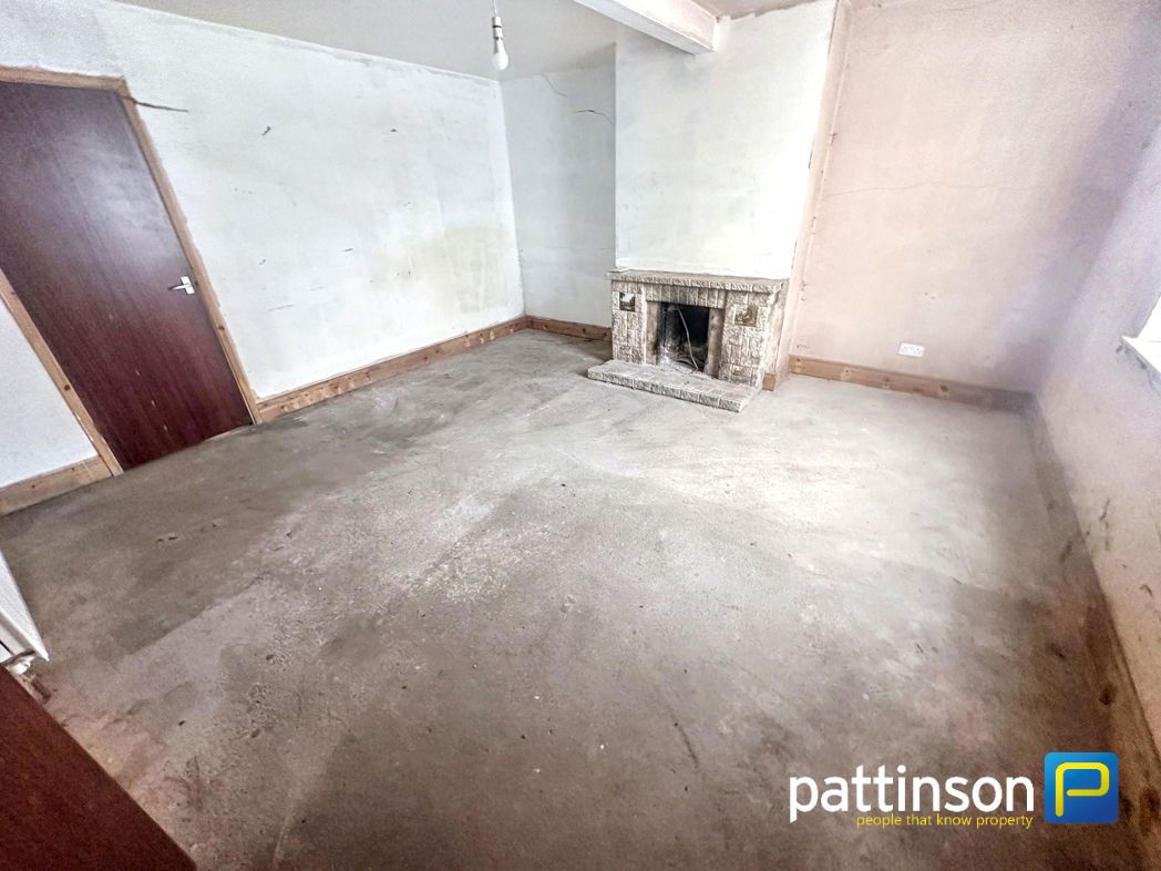 Property image 3 of 12
