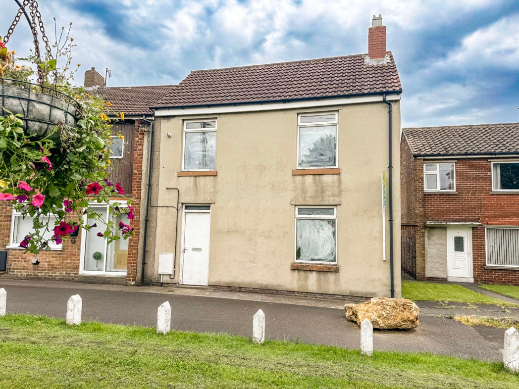 Property image 1 of 12