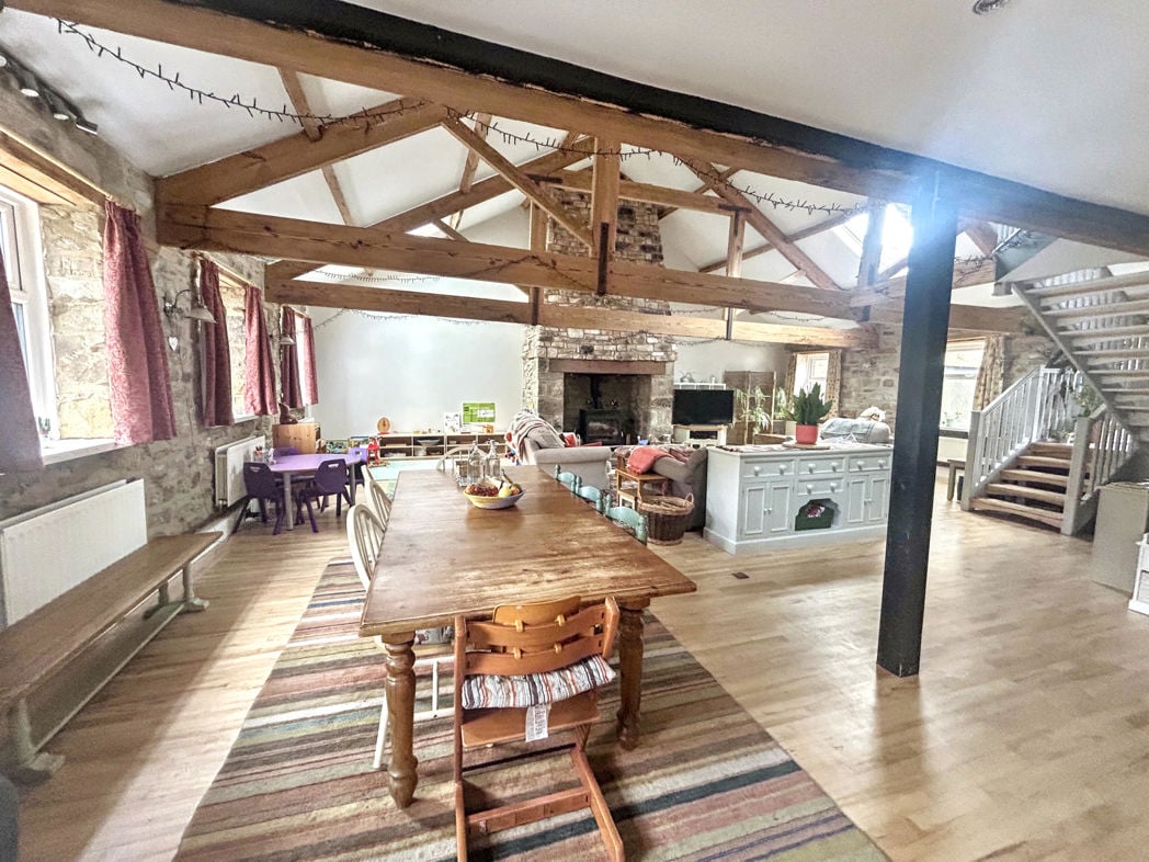 Property image 2 of 29