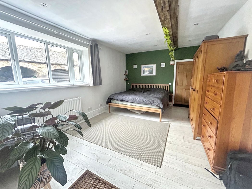 Property image 13 of 29