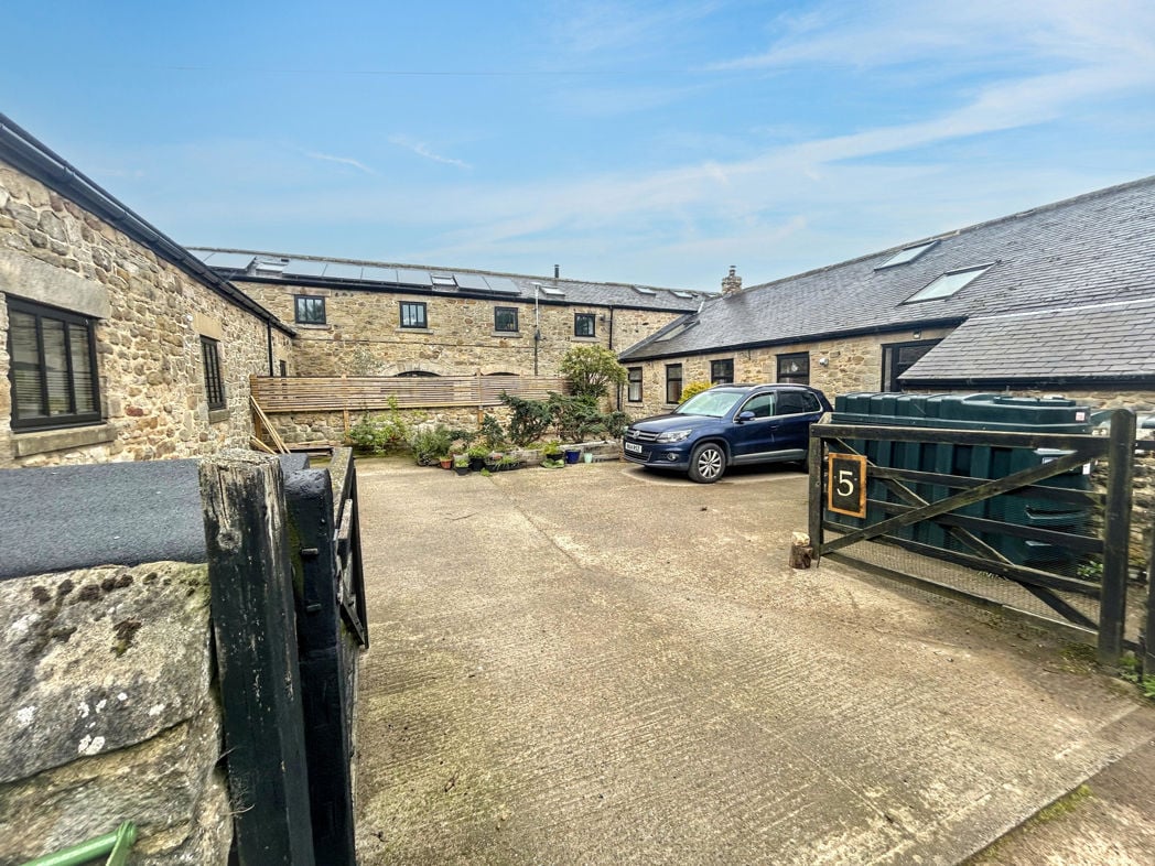Property image 1 of 29