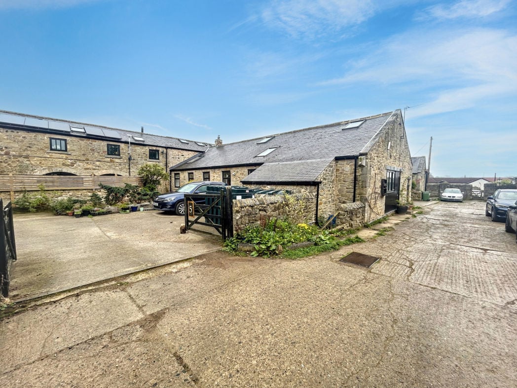Property image 24 of 29