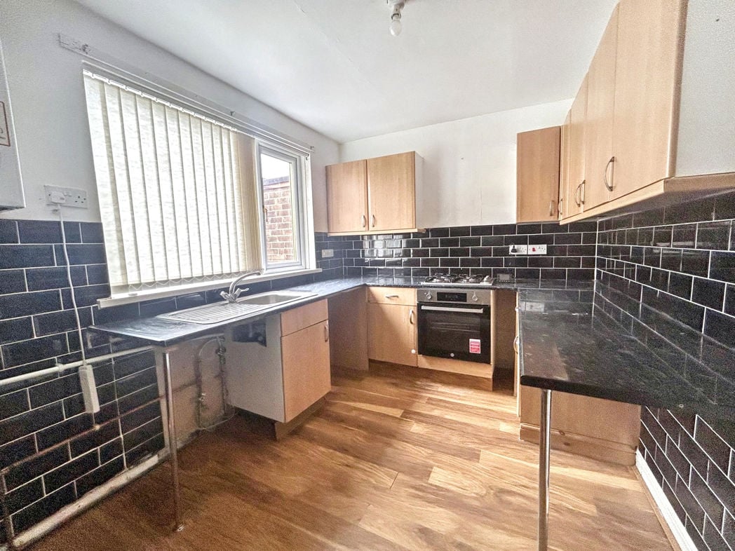 Property image 3 of 15