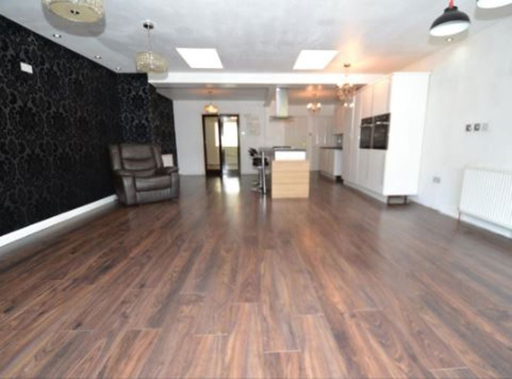 Property image 5 of 10