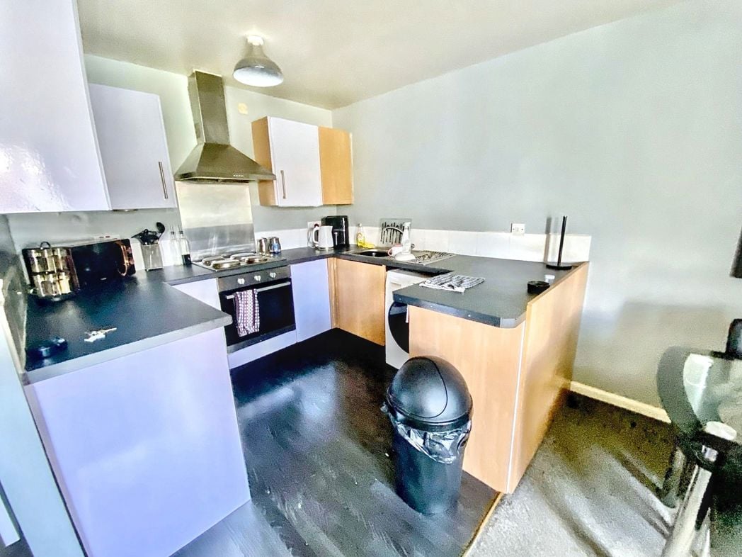 Property image 4 of 9