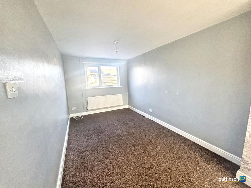 Property image 7 of 17
